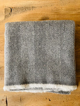 Load image into Gallery viewer, Cashmere Scarf